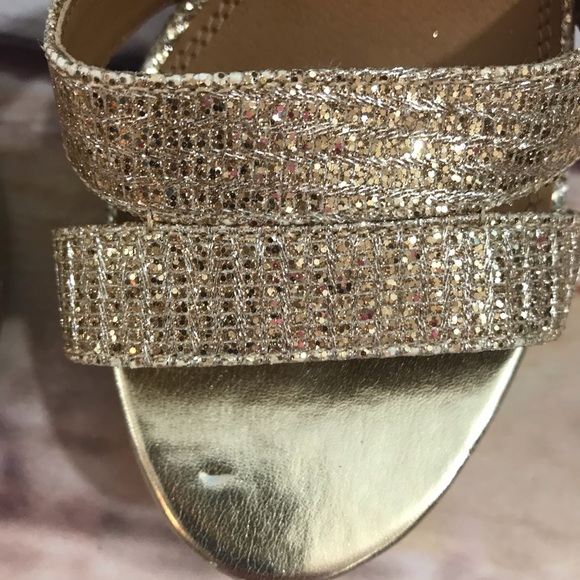 Chinese Laundry Gold Glitter Heels, “NEW” size 11 - Picture 5 of 7